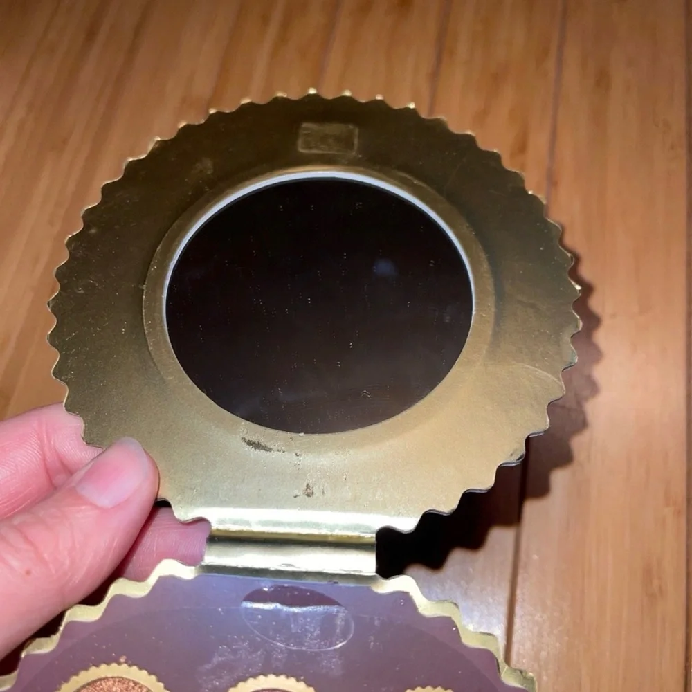 Taste Beauty Reese’s Eyeshadow Palette
